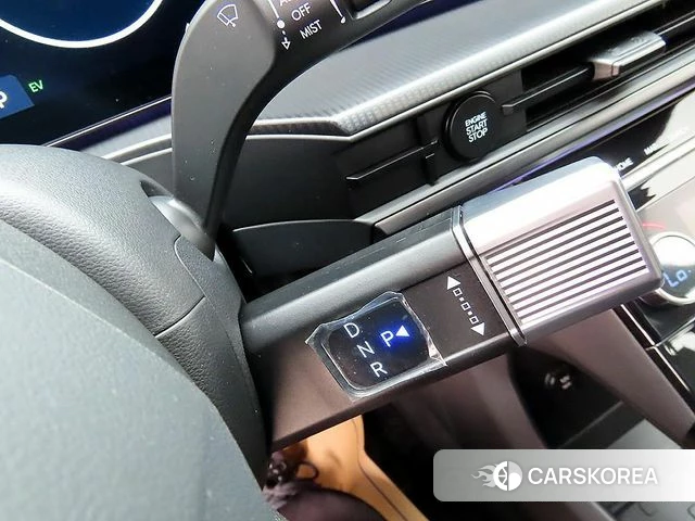 Hyundai Santa Fe (MX5) 2023 Черный из Кореи, фото 2
