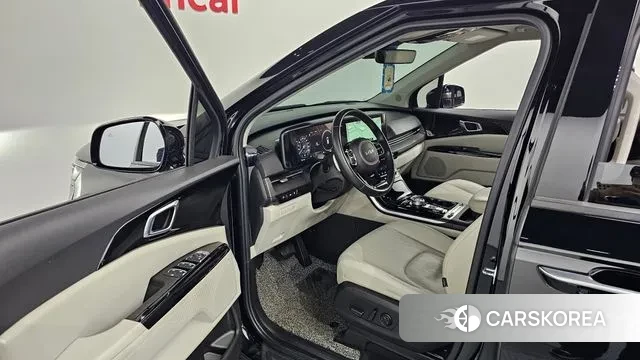 Kia Carnival 4th generation 2023 Черный из Кореи, фото 2