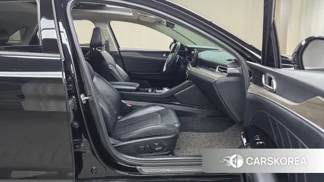 Kia K5 Hybrid 3rd Generation 2021 Черный из Кореи, фото 2