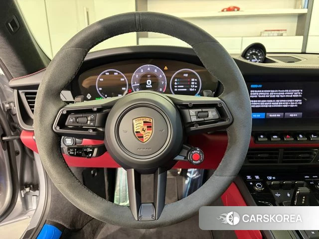 Porsche 911(992) 2025 Серебряный из Кореи, фото 2
