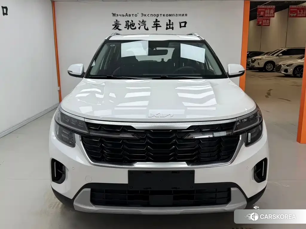 Kia Seltos 2026 Белый из Китая, фото 2