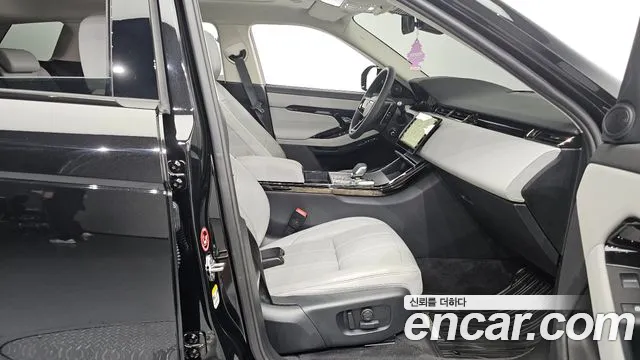 Land Rover Range Rover Evoque 2nd Generation 2024 Черный из Кореи, фото 2