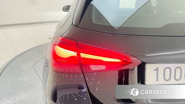 Mercedes-Benz A-Class W177 2025 Черный из Кореи, фото 2