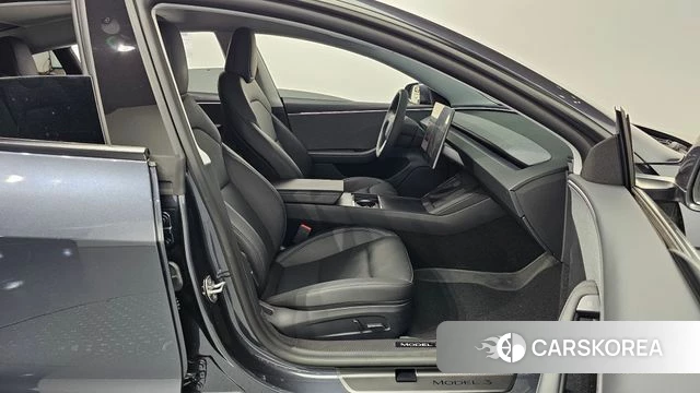 Tesla Model 3 2025 Серый из Кореи, фото 2