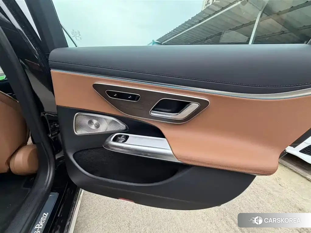 Mercedes-Benz E-Class 2026 Черный из Китая, фото 2