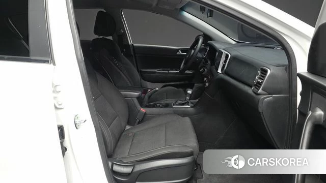 Kia Sportage 4th Generation 2018 Белый из Кореи, фото 2