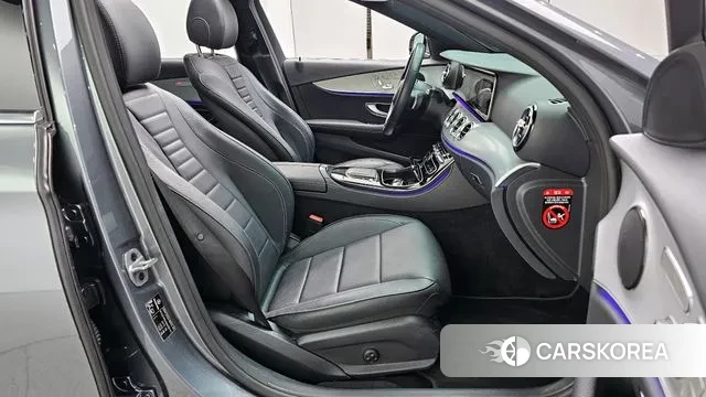 Mercedes-Benz E-Class W213 2021 Серый из Кореи, фото 2