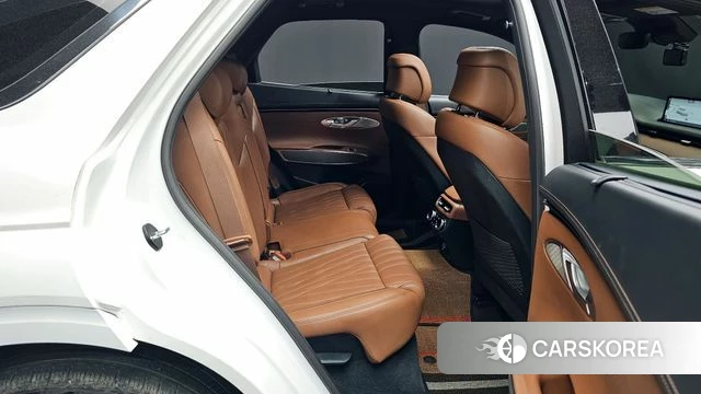 Genesis GV70 2021 Белый из Кореи, фото 2