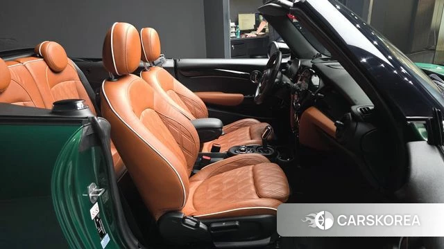 Mini Cooper S Convertible 2022 Зеленый из Кореи, фото 2