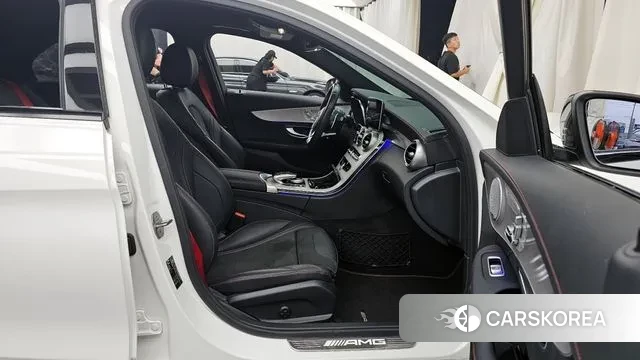 Mercedes-Benz C-Class W205 2019 Белый из Кореи, фото 2