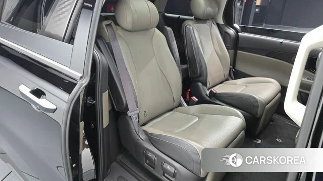 Kia The New Carnival 4th Generation 2024 Черный из Кореи, фото 2