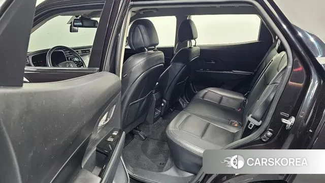 Ssangyong Beautiful Korando 2022 Черный из Кореи, фото 2