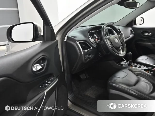 Jeep Cherokee (KL) id 3313285 из Кореи 2