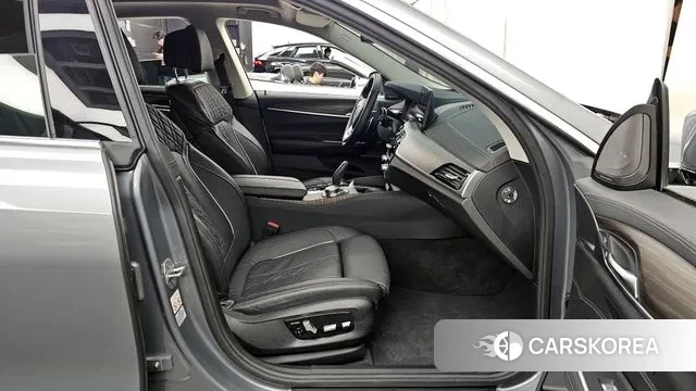 BMW 6 Series GT (G32) 2023 Серый из Кореи, фото 2