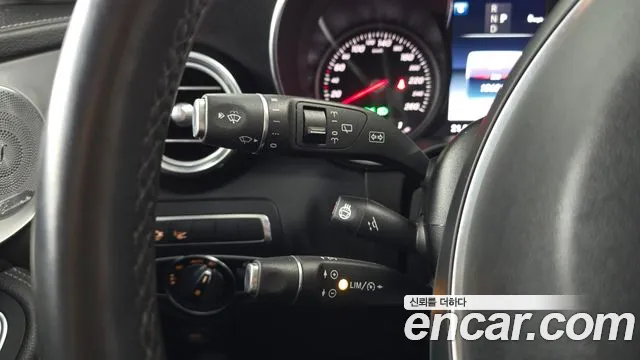 Mercedes-Benz GLC-Class X253 2019 Белый из Кореи, фото 2