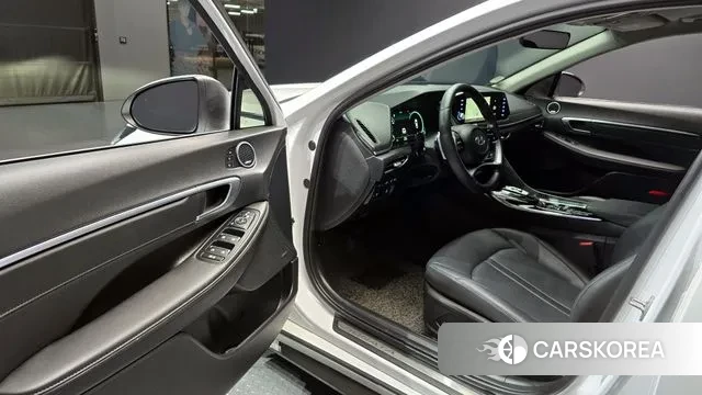 Hyundai Sonata Hybrid (DN8) 2022 Белый из Кореи, фото 2