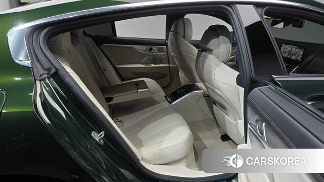 BMW 8 Series (G15) 2022 Зеленый из Кореи, фото 2