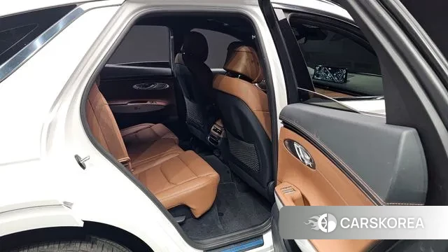 Genesis GV70 2021 Белый из Кореи, фото 2