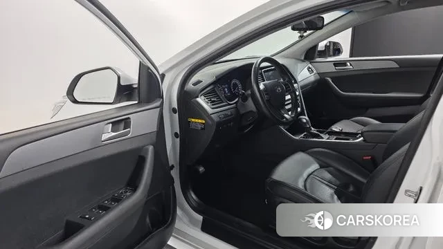 Hyundai Sonata New Rise 2019 Белый из Кореи, фото 2