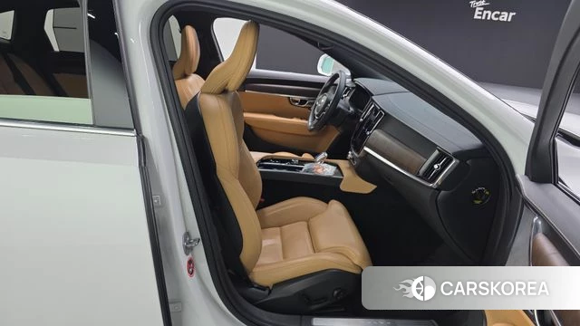 Volvo S90 2021 Белый из Кореи, фото 2