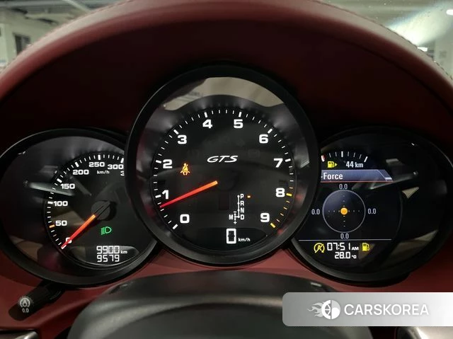 Porsche 718 Boxster 2024 Жемчужный цвет из Кореи, фото 2