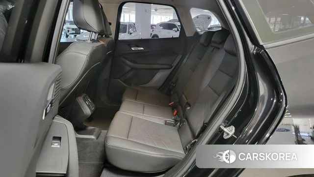 BMW 2 Series Active Tourer (U06) 2023 Черный из Кореи, фото 2