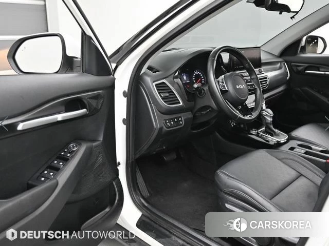 Kia Seltos 2022 Белый из Кореи, фото 2