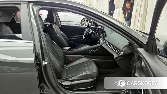 Hyundai Avante Hybrid (CN7) 2021 Серый из Кореи, фото 2