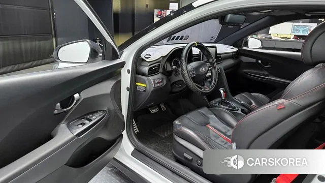 Hyundai Veloster (JS) 2018 Белый из Кореи, фото 2