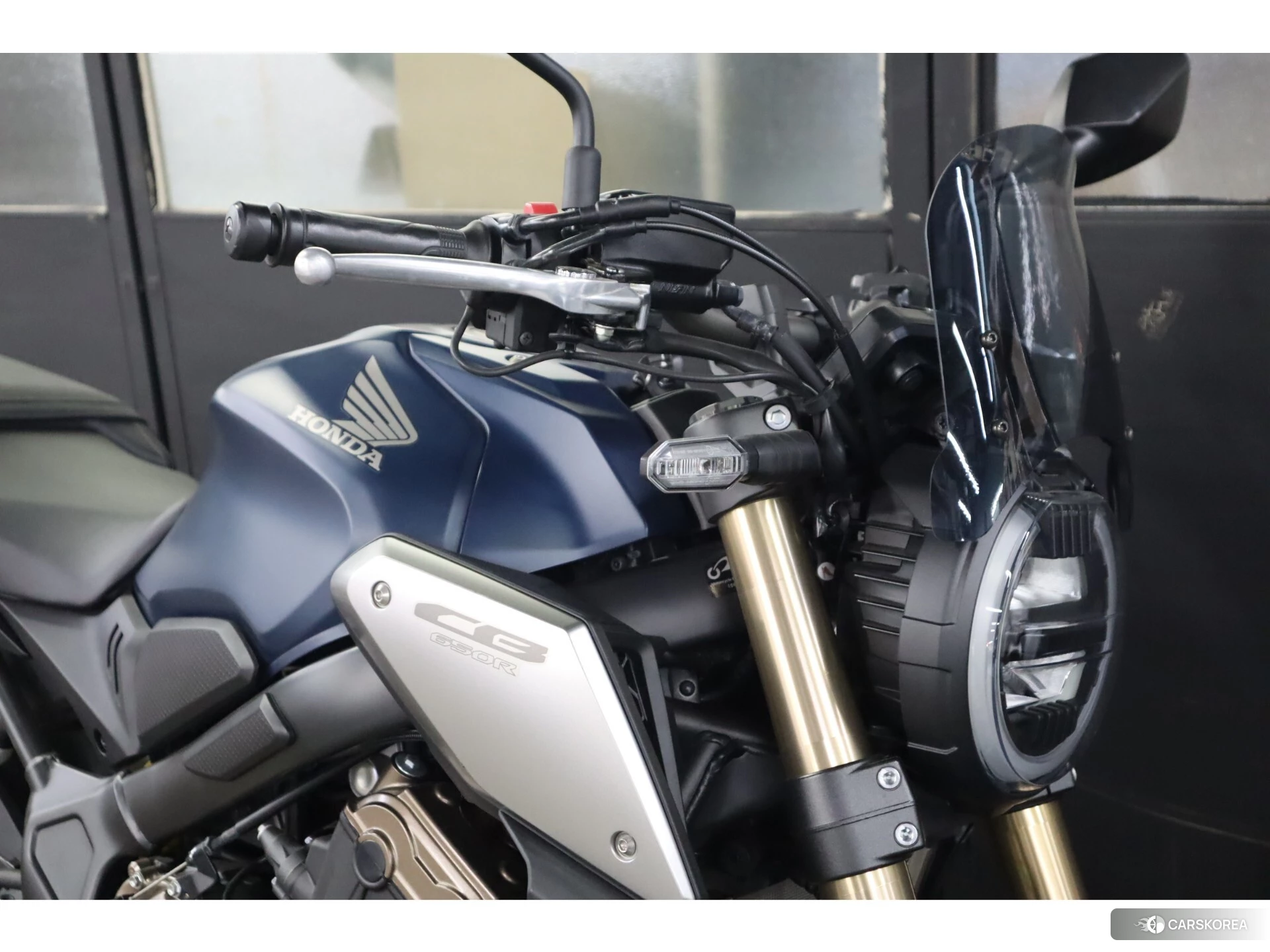 Проданный Honda CB650R id 3950538 из Японии, фото 4