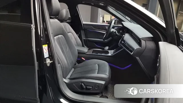 Audi A6 (C8) 2020 Черный из Кореи, фото 2