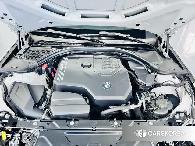 BMW 3 series 2022 Белый из Китая, фото 2