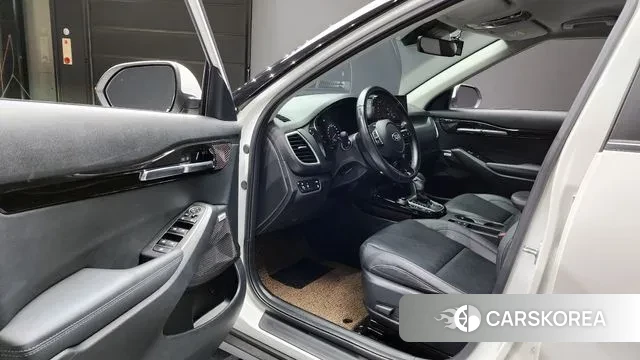 Kia Seltos 2021 Белый из Кореи, фото 2