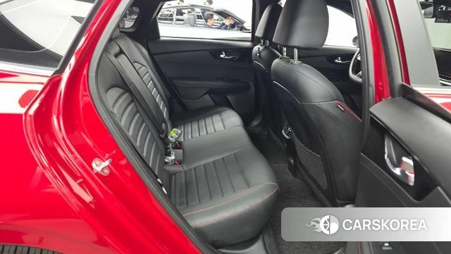 Kia The New K3 2nd generation 2021 Красный из Кореи, фото 2