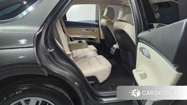 Genesis GV70 2024 Серый из Кореи, фото 2