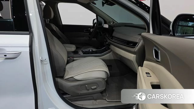 Kia The New Carnival 4th Generation 2025 Белый из Кореи, фото 2