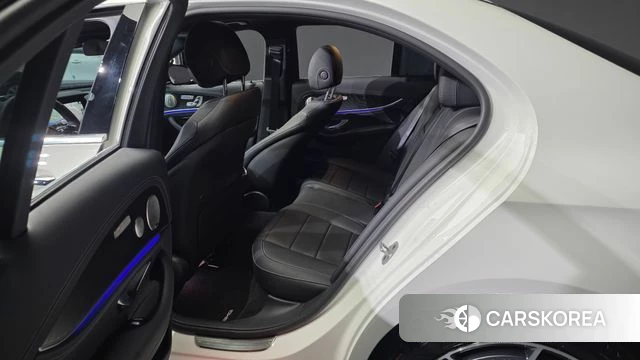 Mercedes-Benz E-Class W213 2022 Белый из Кореи, фото 2