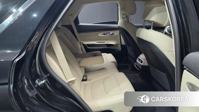 Genesis GV70 2023 Черный из Кореи, фото 2