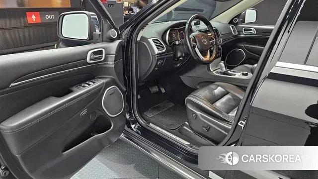 Jeep Grand Cherokee 2021 Черный из Кореи, фото 2