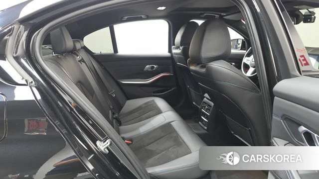 BMW 3 Series (G20) 2022 Черный из Кореи, фото 2
