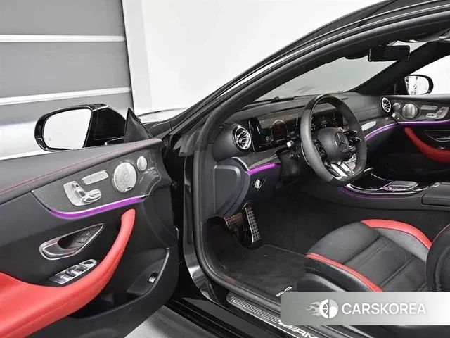 Mercedes-Benz E-Class W213 2023 Черный из Кореи, фото 2