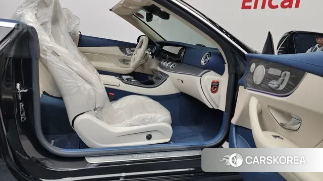 Mercedes-Benz E-Class W213 2023 Черный из Кореи, фото 2