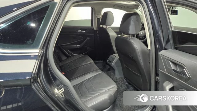Volkswagen 7th Generation of Jetta 2021 Черный из Кореи, фото 2