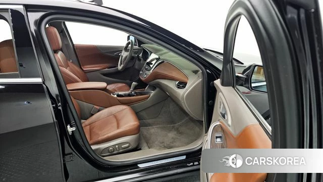 Chevrolet (GM Daewoo) All New Malibu 2018 Черный из Кореи, фото 2