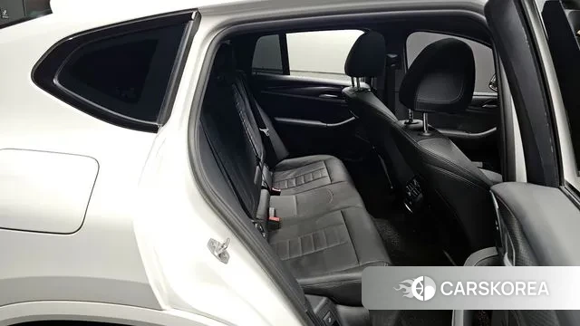 BMW X4 (G02) 2023 Белый из Кореи, фото 2