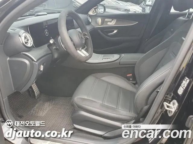 Mercedes-Benz E-Class W213 2023 Черный из Кореи, фото 2