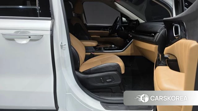 Kia Carnival 4th generation 2022 Белый из Кореи, фото 2
