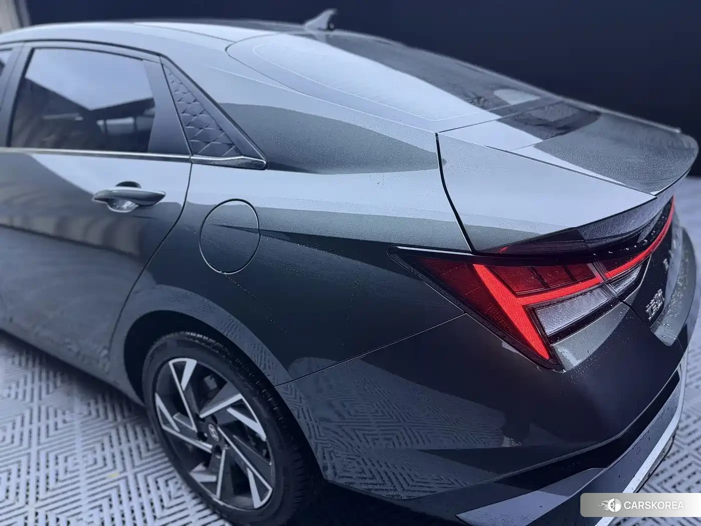 Hyundai Elantra 2025 Черный из Китая, фото 2