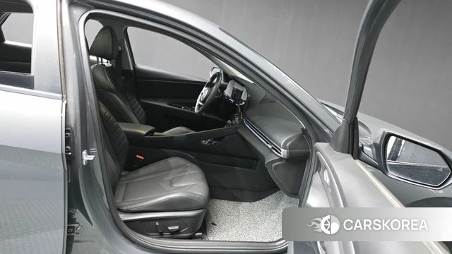 Hyundai The New Avante (CN7) 2024 Серый из Кореи, фото 2