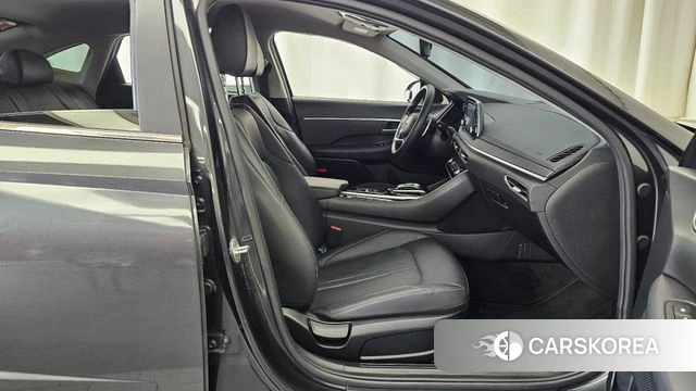 Hyundai Sonata (DN8) 2020 Серый из Кореи, фото 2